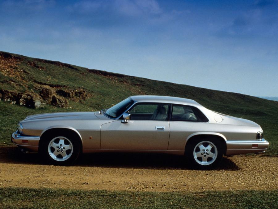 Jaguar XJS 1991 года  (фото 2 из 10)